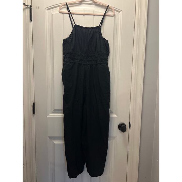Old Navy Women Waist-Defined Linen-Blend Crop Smocked Cami Jumpsuit SZ XL Black - Picture 2 of 7